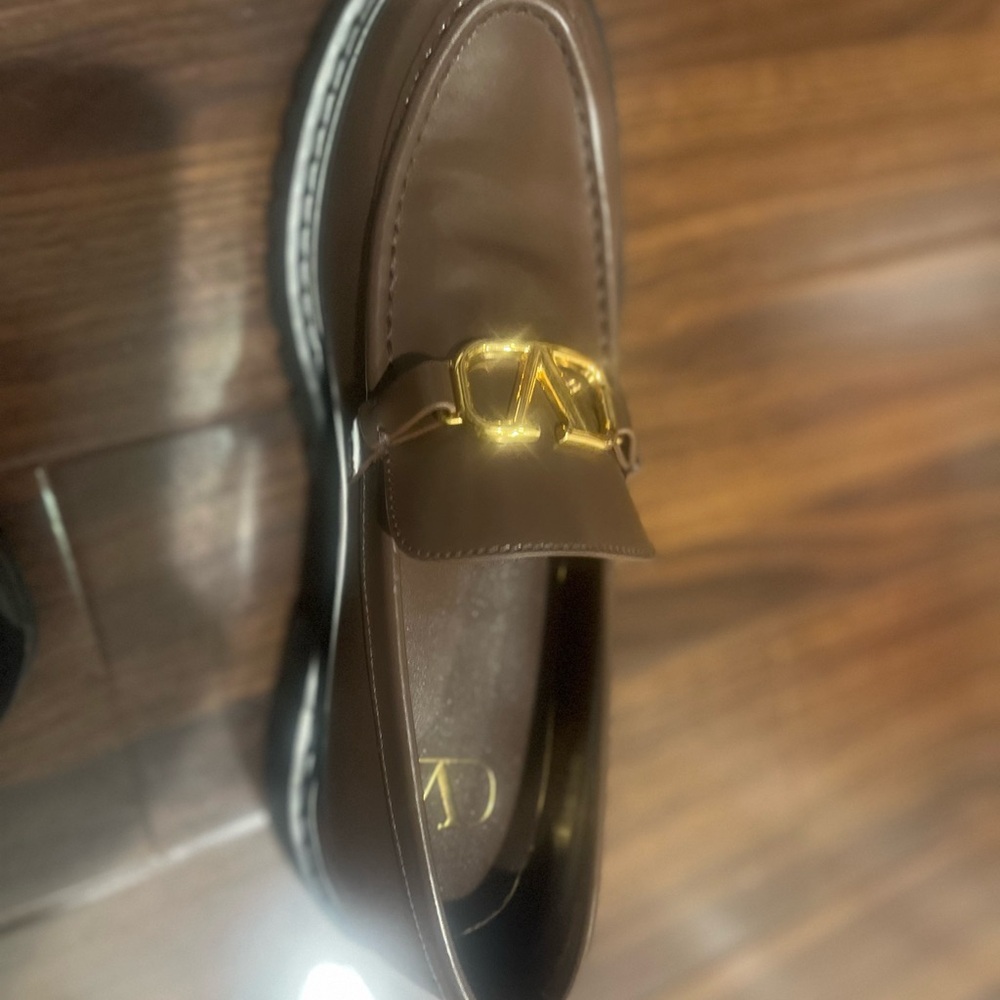 Valentino v logo loafers